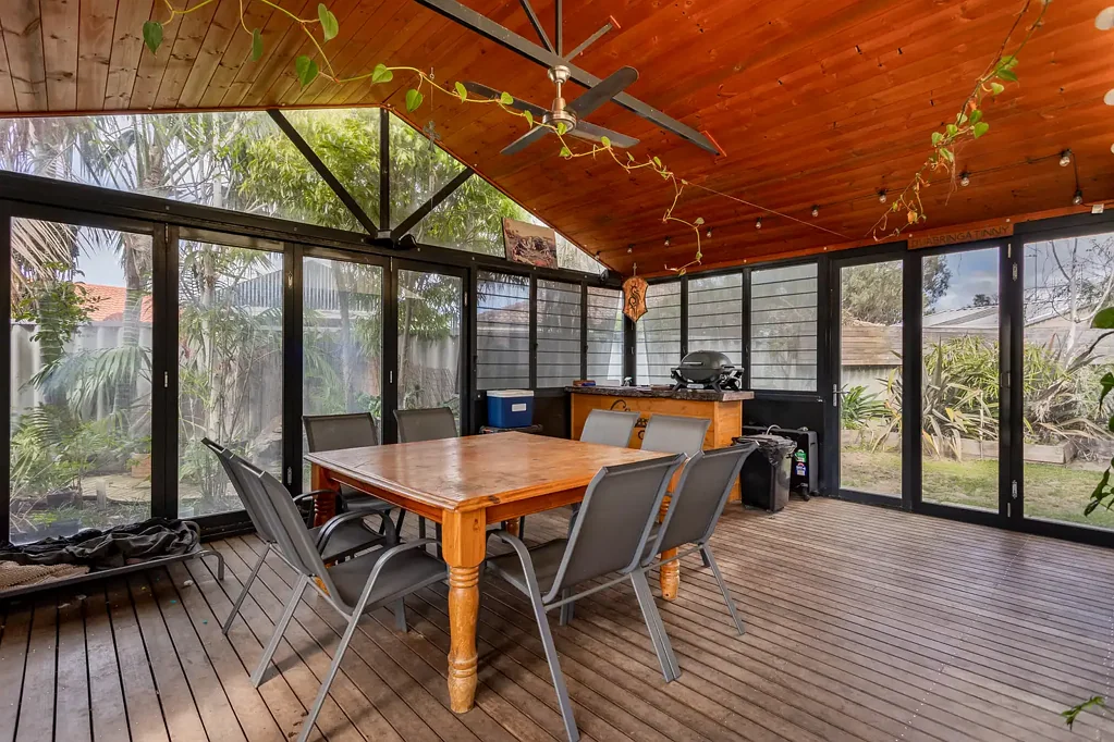 9 Bishop Place, West Busselton, WA 6280