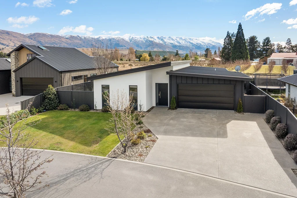 Cromwell 3 Bedroom The One Worth Prospecting