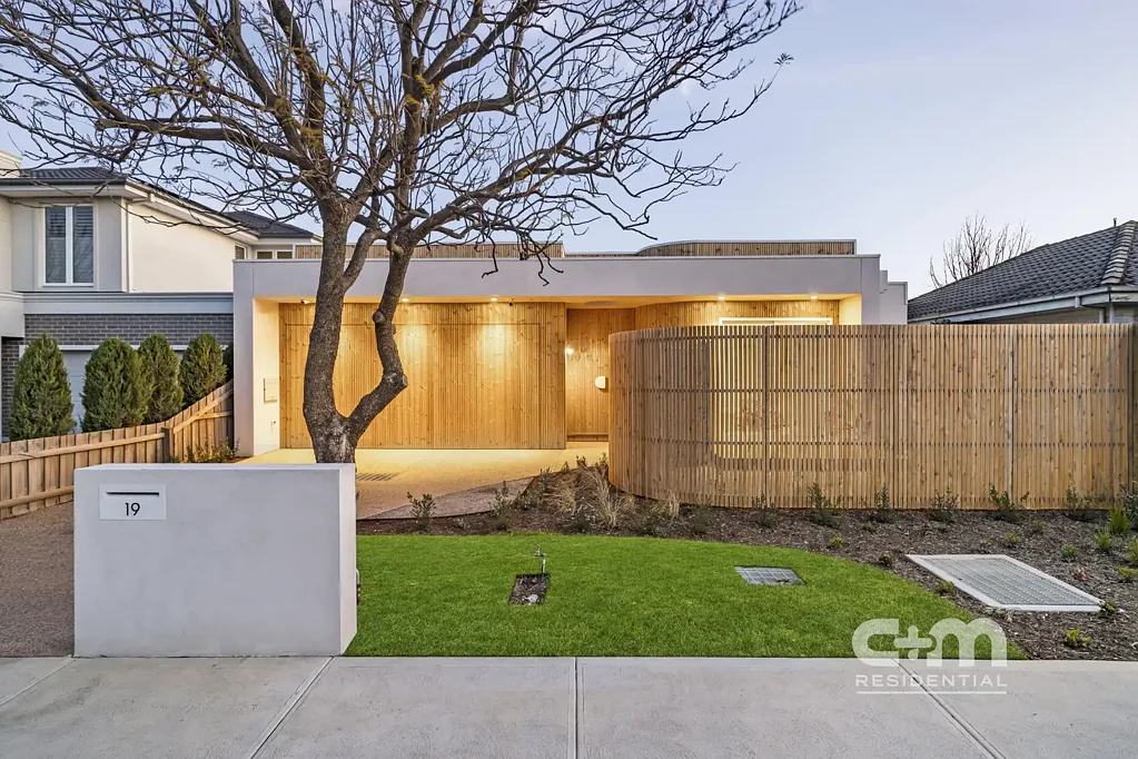 Pascoe Vale 4Phòng ngủ Elegance Redefined!