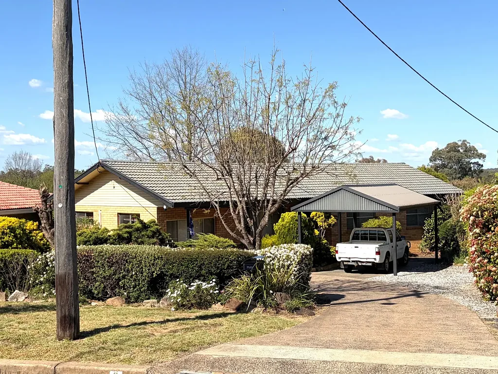 Coonabarabran 3कमरा A Lovely Home Ready for Its Next Chapter