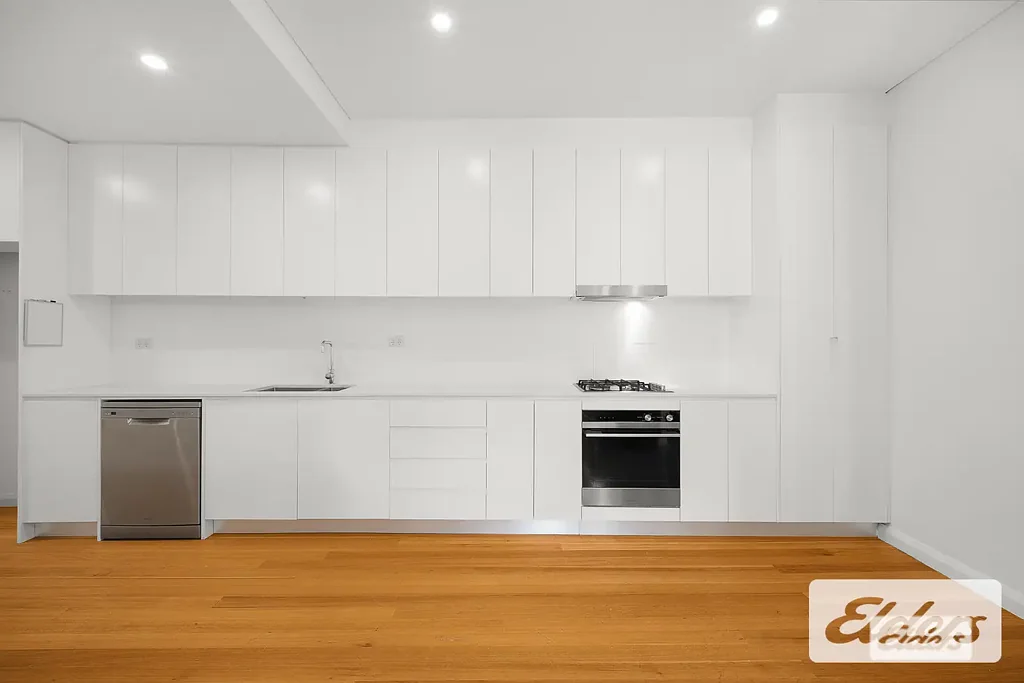 Surry Hills 1 Bedroom Modern One-Bedroom Apartment in the Heart of Surry Hills