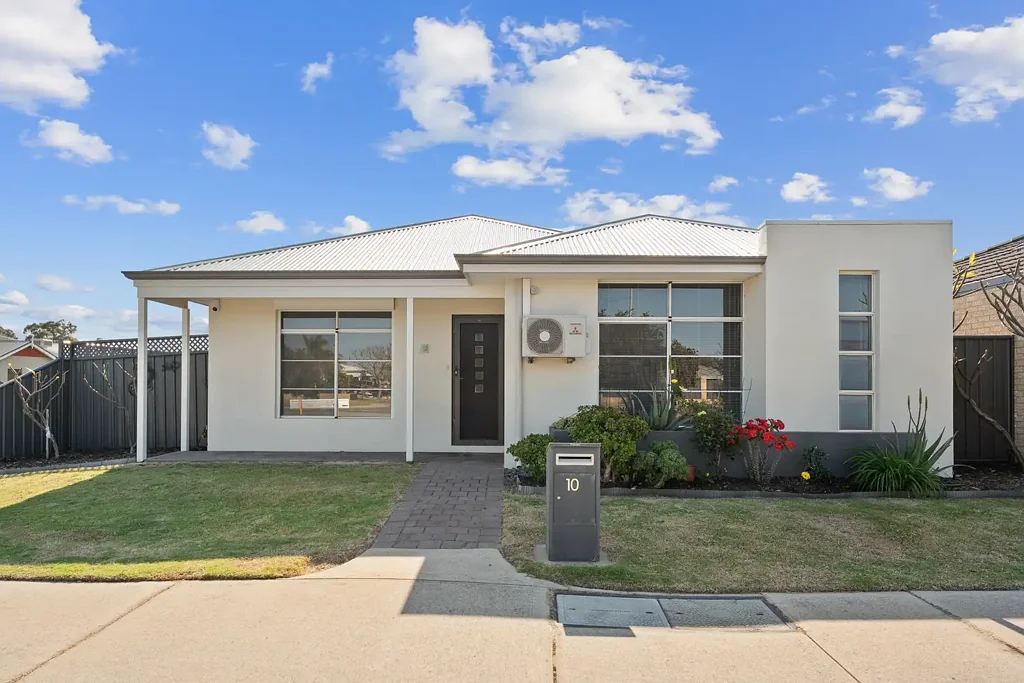 10 Honeysuckle Mews, Baldivis, WA 6171