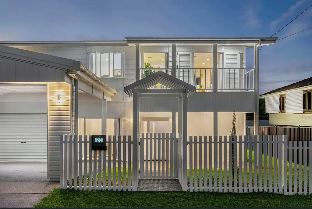 Chermside 5침실 Luxury, Lifestyle & Dual-Living Versatility in the Heart of Chermside