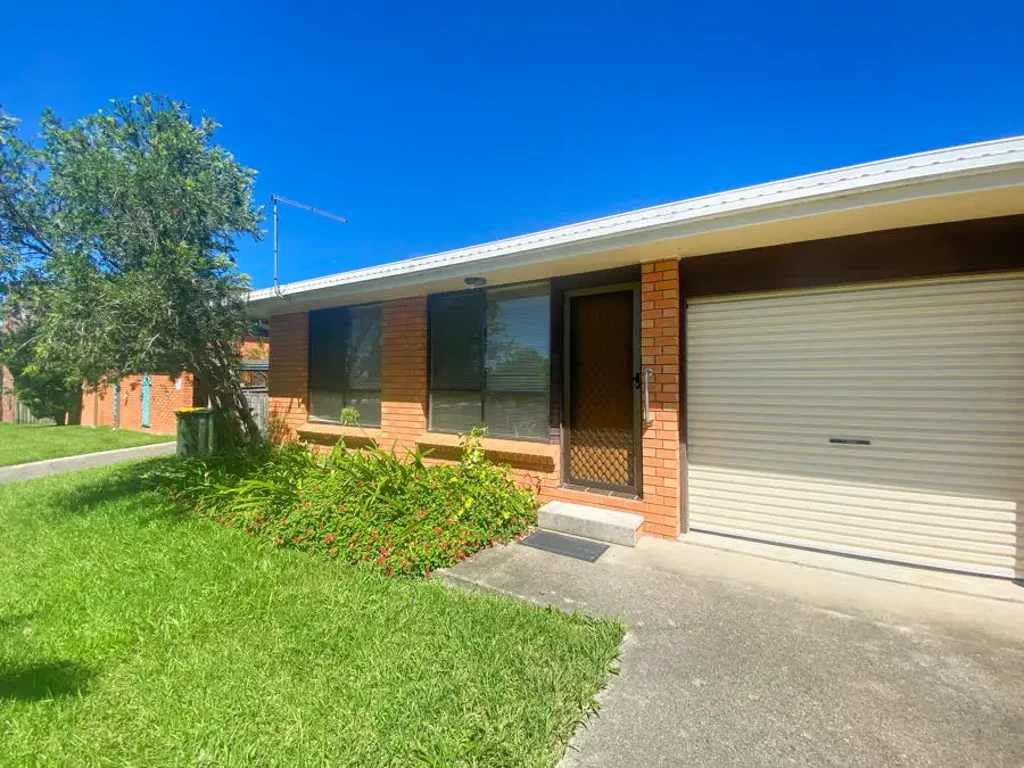 FUNCTIONAL TWO BEDROOM UNIT