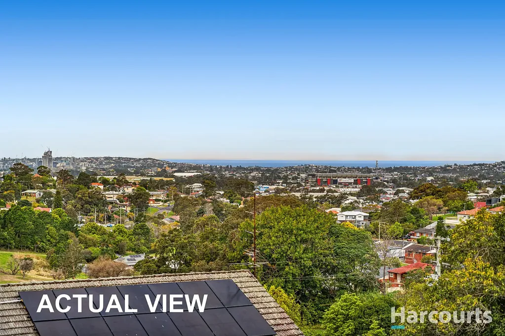 North Lambton 3침실 Smartly renovated with panoramic views to the city and the ocean