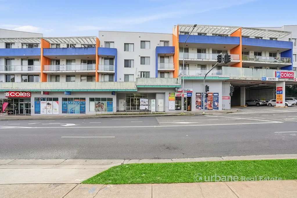 Westmead 3Moenga Unbeatable Convenience + Space For The Whole Family