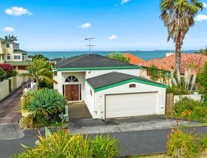 42 Sharon Road, Browns Bay, North Shore City, Auckland, 3 Bedrooms, 2 Bathrooms, House