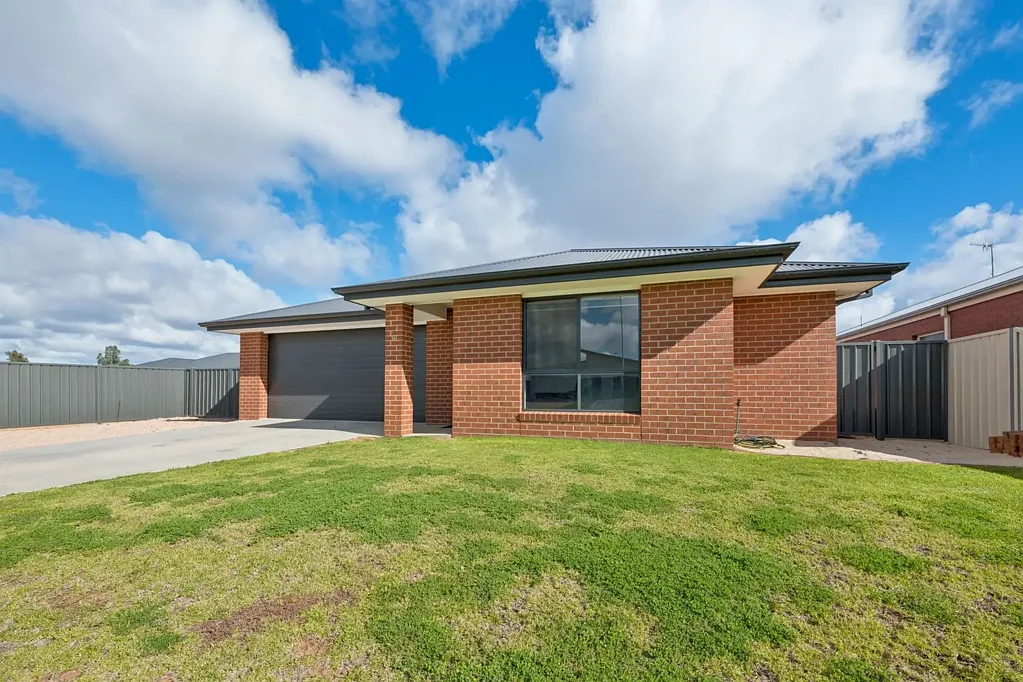 14 Tayla Court, Euston, NSW 2737