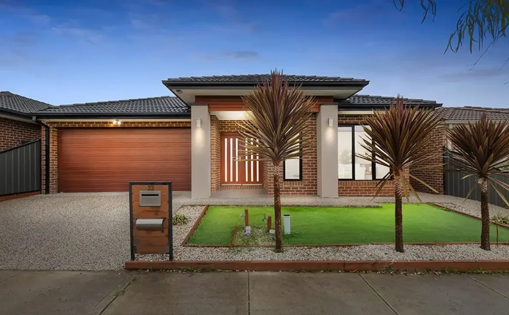 SPACIOUS 4 BEDROOM FAMILY HOME