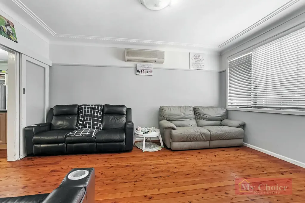 FULLY RENOVATED HOUSE
