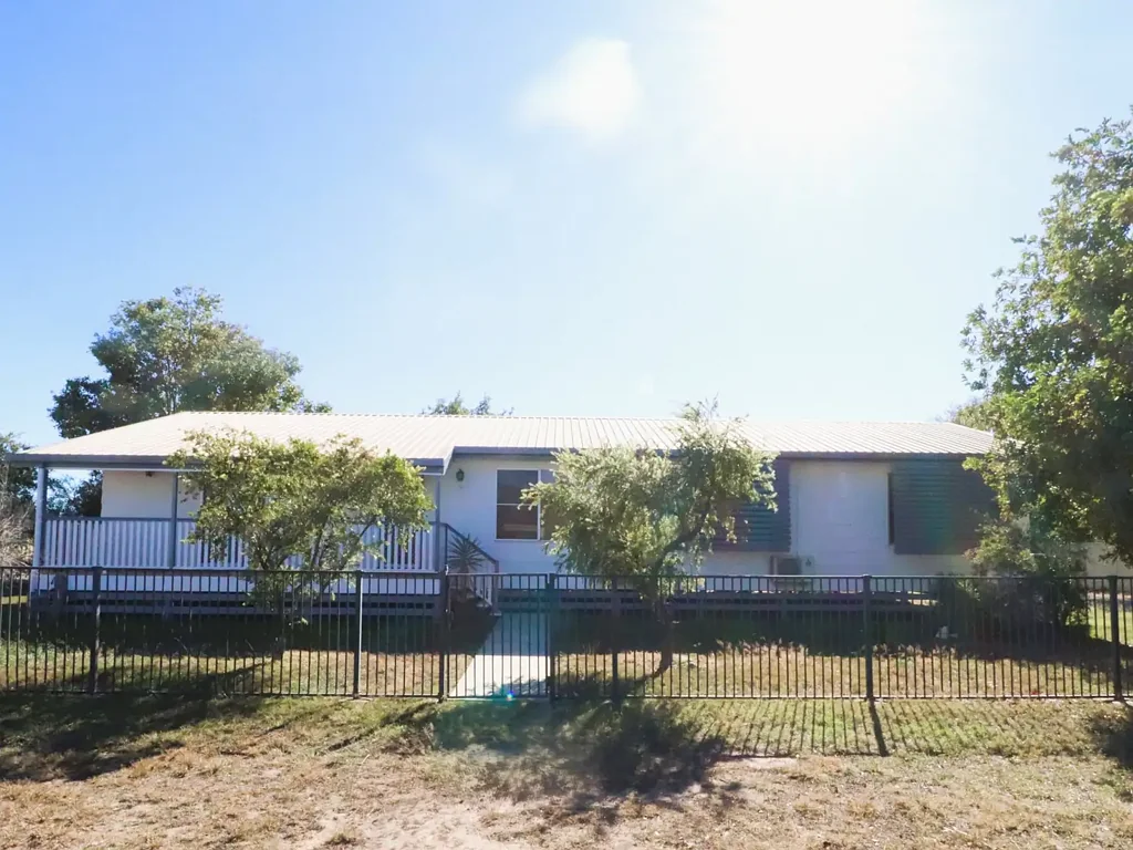 7 - 9 Robertson Street, Roma, QLD 4455