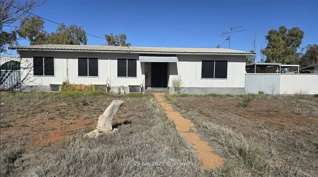 5 Dowden Place, Mount Magnet, WA 6638