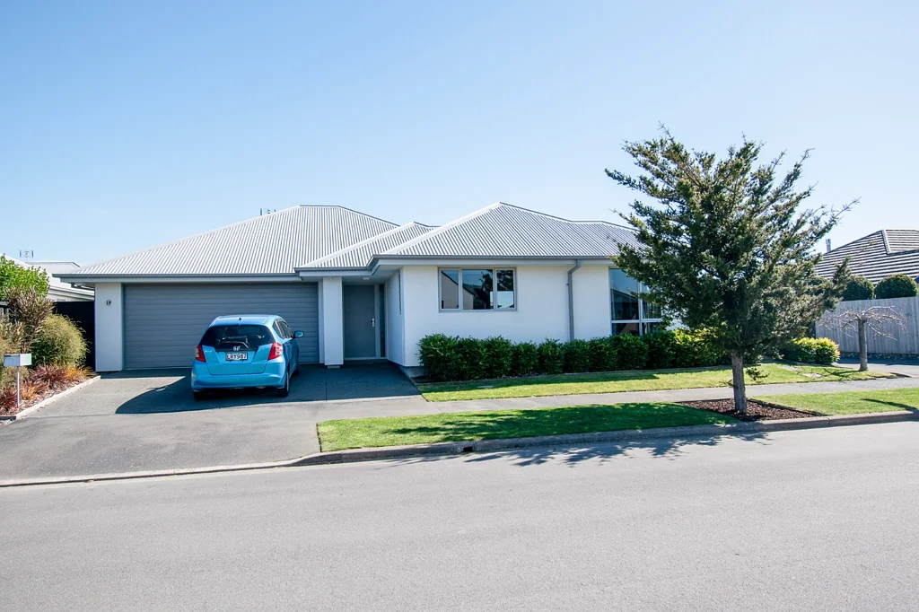 Modern 3-Bedroom Family home for Rent in Halswell