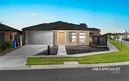 15 Chrysalis Crescent, Clyde