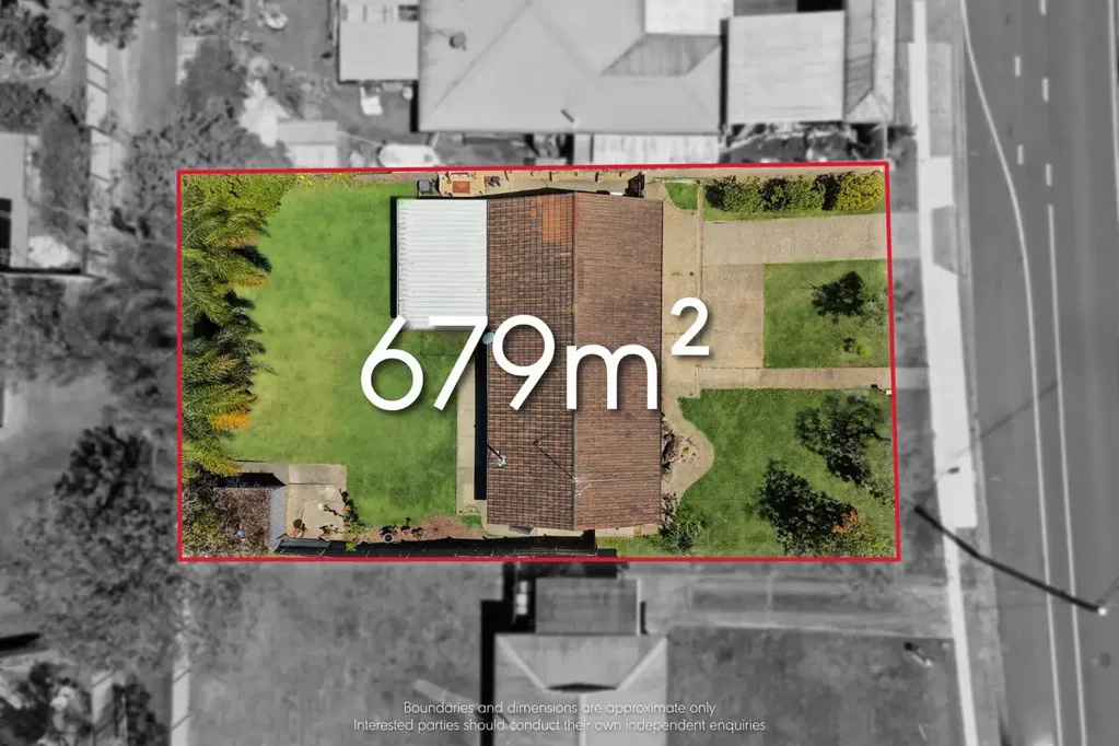 Southport 3कमरा LARGE 678m� BLOCK IN CENTRAL & CONVENIENT LOCATION! FANTASTIC ENTRY-LEVEL BUYING