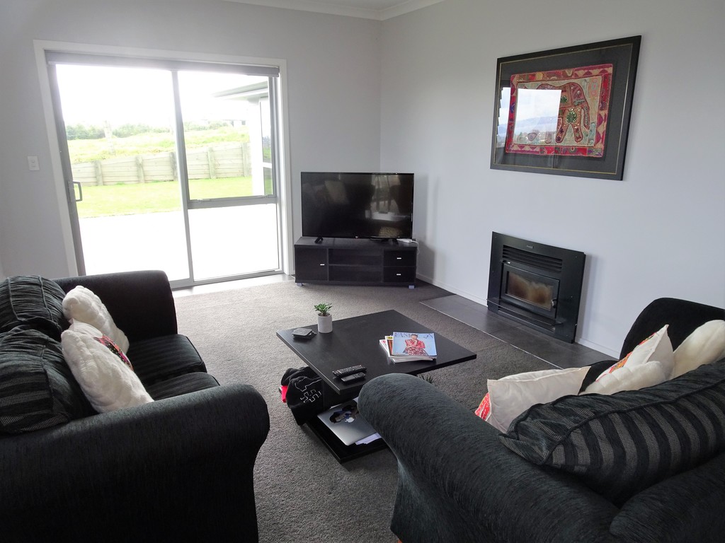 24 Butler Place, Lynmore, Rotorua, 4 phòng ngủ, 2 phòng tắm