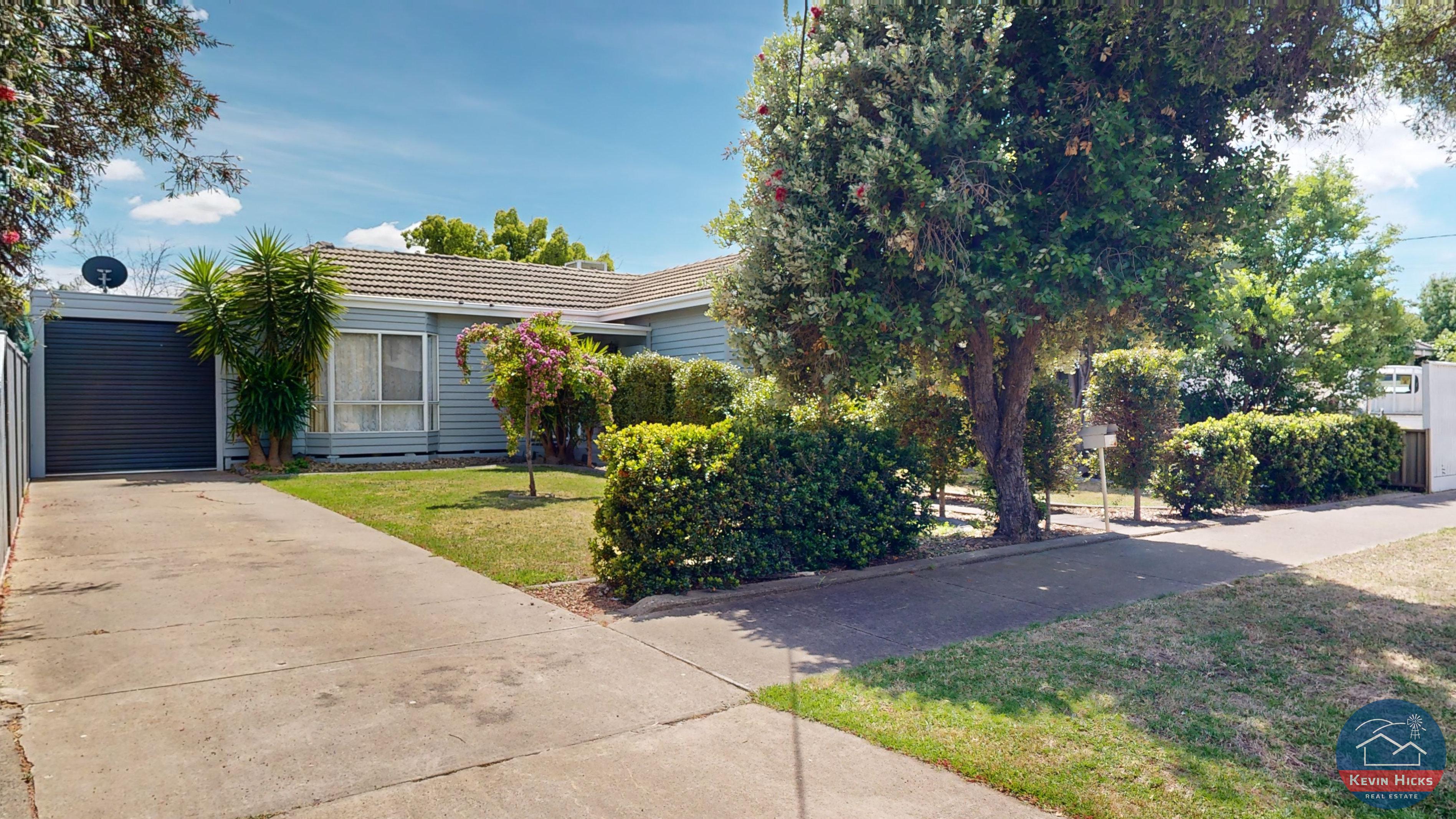 25 GLENLYON AV, SHEPPARTON VIC 3630, 0 chambres, 0 salles de bain, House