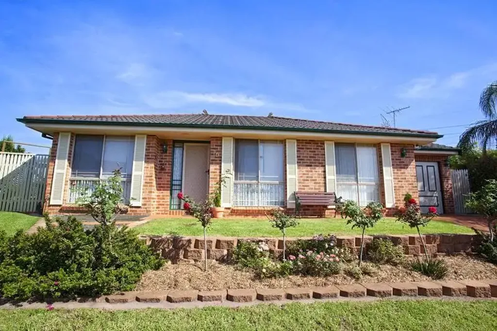 NEAT AND TIDY 3 BEDROOM HOME