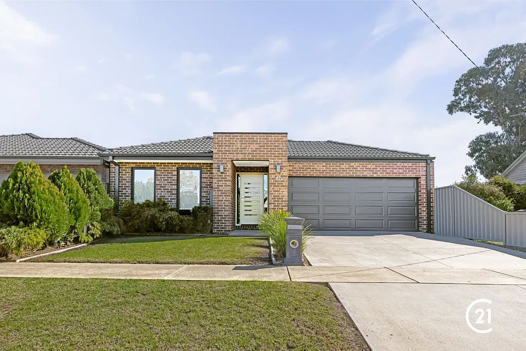 Moama 4房  Stylish Central Living