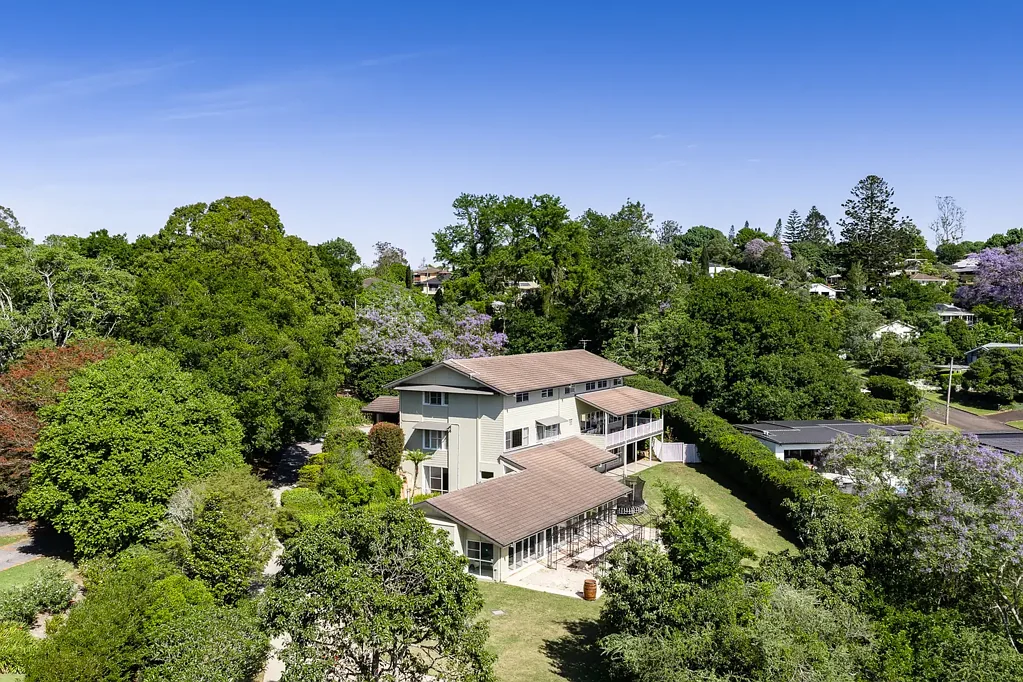 Mount Lofty 7房 庄园规模 私人泳池 一英亩土地 建筑师设计 显赫生活 私密山景 优雅度假村 三层空间 现代优雅 健康生活 多代同堂 Escarpment Estate - Elevated Modern Residence