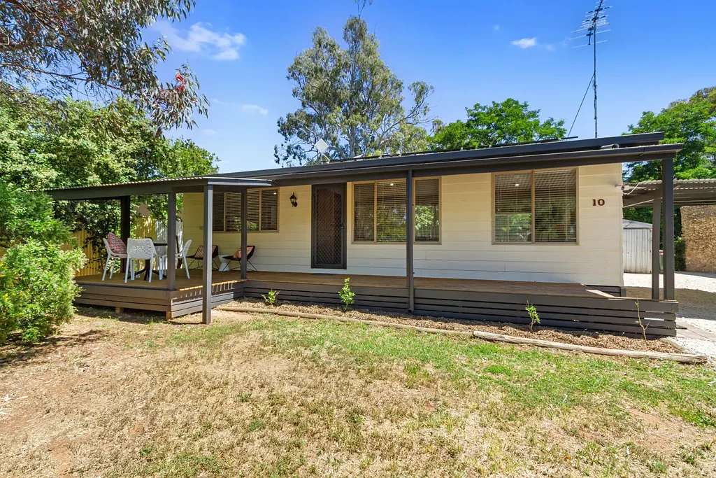 10 Port Road, Auburn, SA 5451