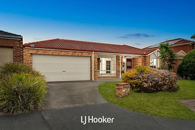 9 THE EYRIE, HAMPTON PARK VIC 3976, 4 कमरे, 2 बाथरूम, House