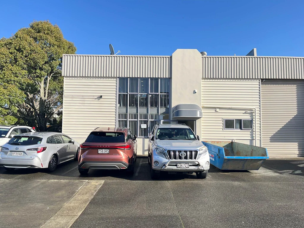 Rosedale VERSATILE DUAL-LEVEL INVESTMENT
