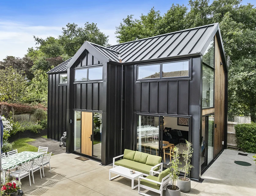 38A Weybridge Crescent, Glen Innes, Auckland City, 3 rūma, 2 rūma horoi, House