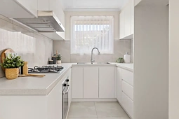 8/18 Nolan Street, Frankston
