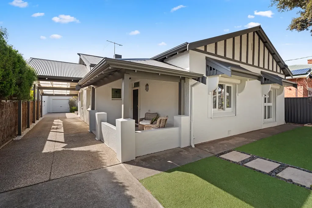 South Brighton 4ਬੈੱਡਰੂਮ Find home: where character meets coastal convenience
