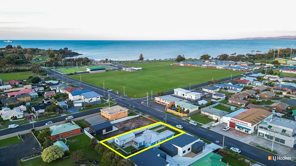 243 William Street, Devonport, TAS 7310