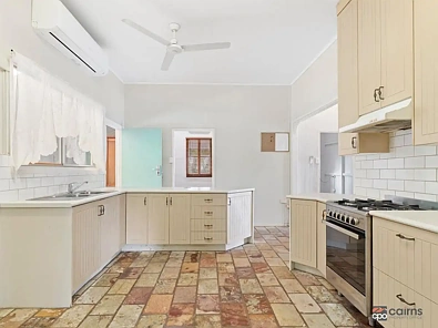 Kitchen - 5 TEMPLETON ST, GORDONVALE QLD 4865