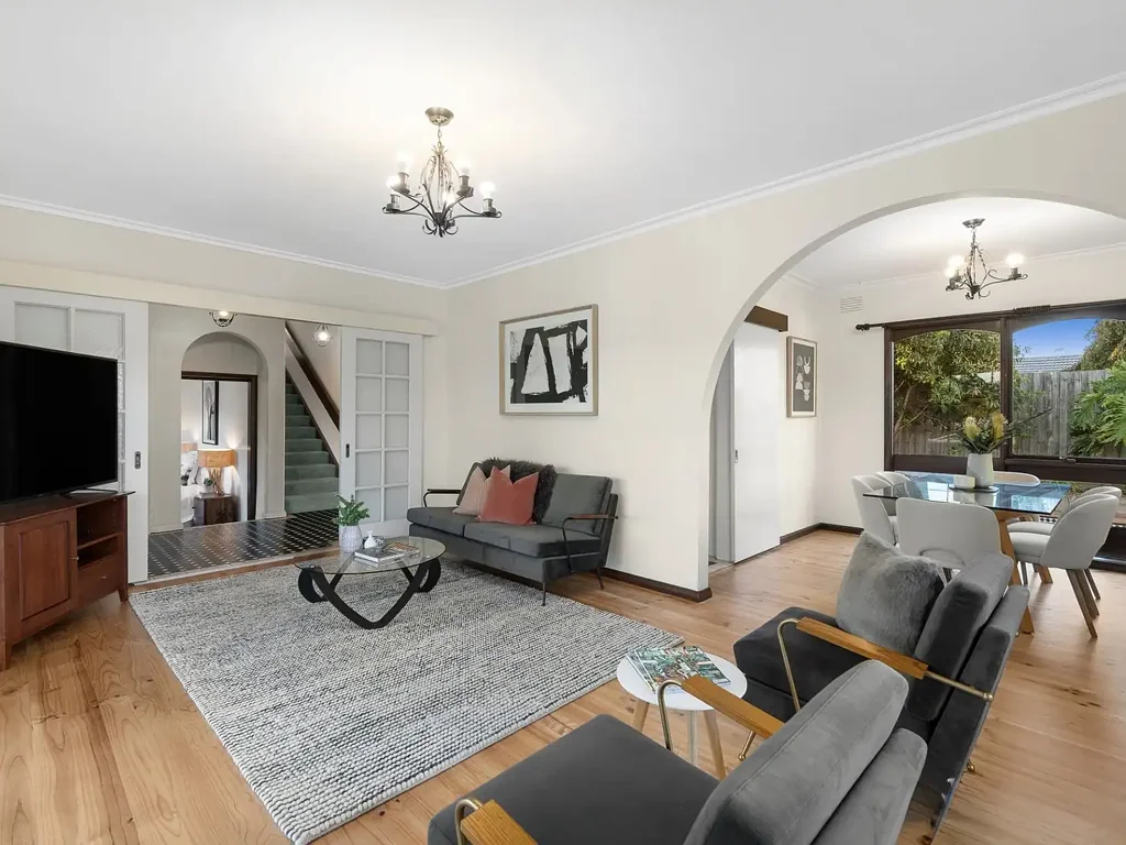FAMILY COMFORT WITH SWIMMING POOL