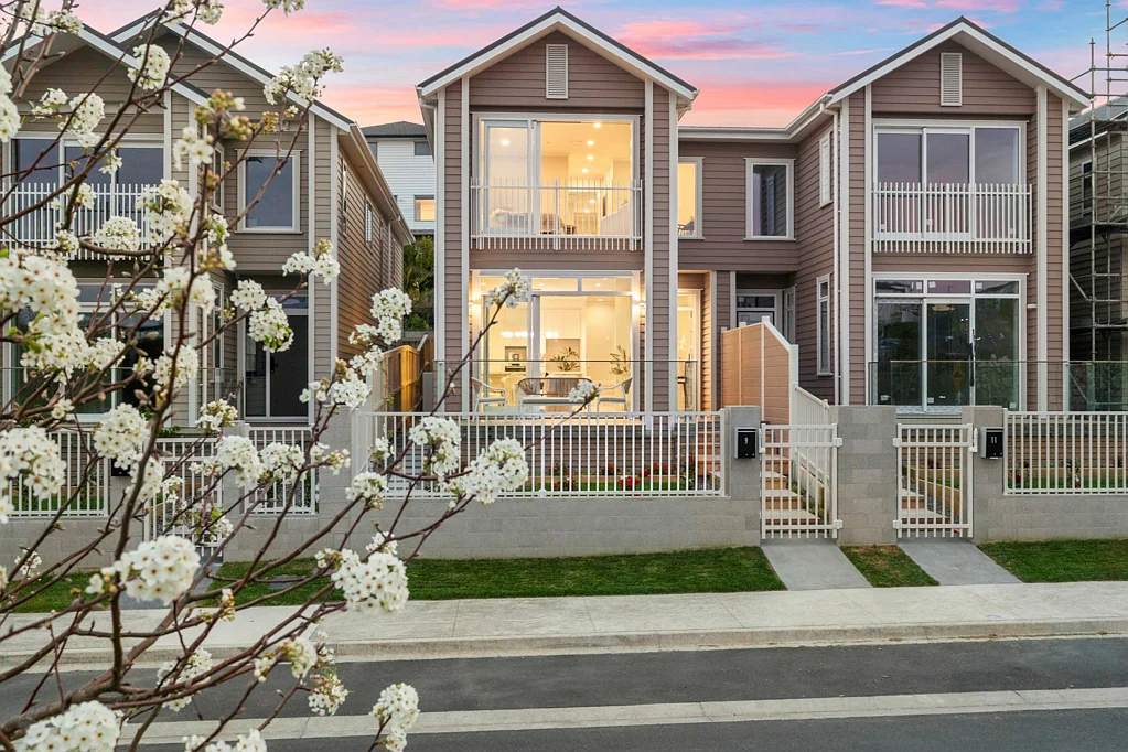 Millwater 4房  Stunning Home with Reserve Views