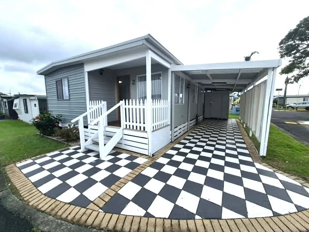 Warilla 2ห้องนอน FULLY RENOVATED COASTAL RETREAT – JUST UNPACK & ENJOY!