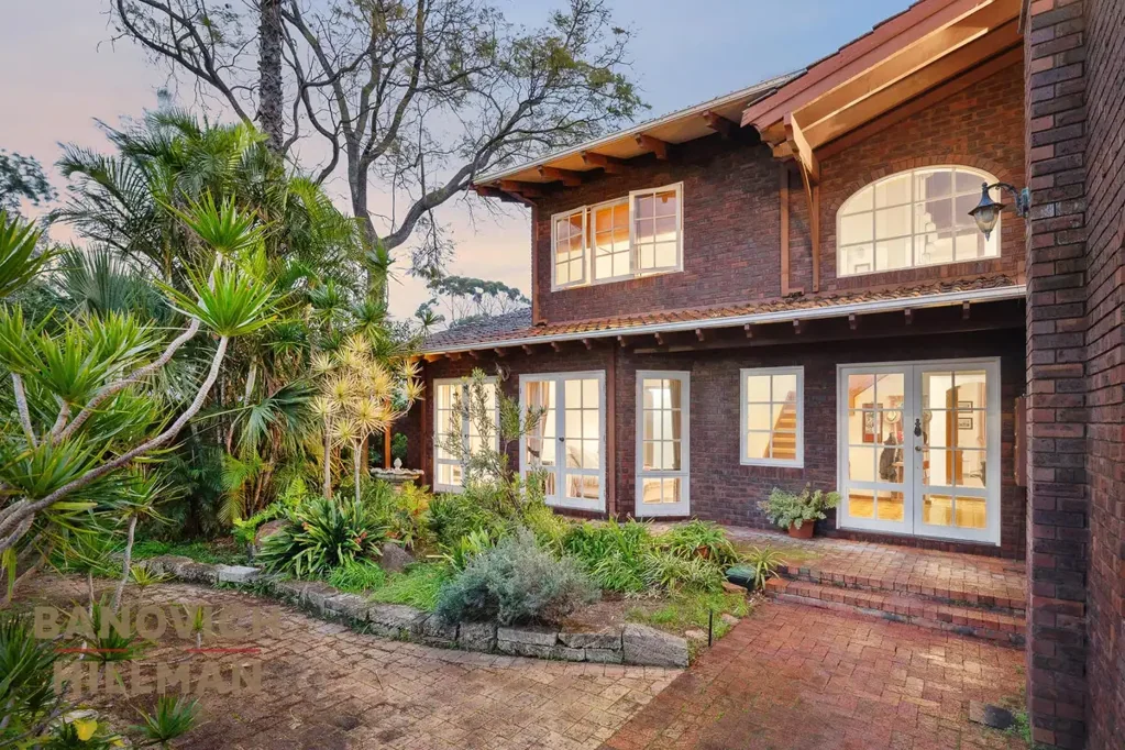 3 Cheyne Walk, Applecross, WA 6153