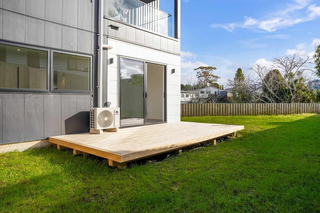 Henderson 2房  Brand New 2-Bed Apartment with a HUGE Backyard!