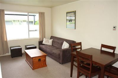 4/11 Winchester Street, Merivale, Christchurch, 2 Schlafzimmer, 1 Badezimmer