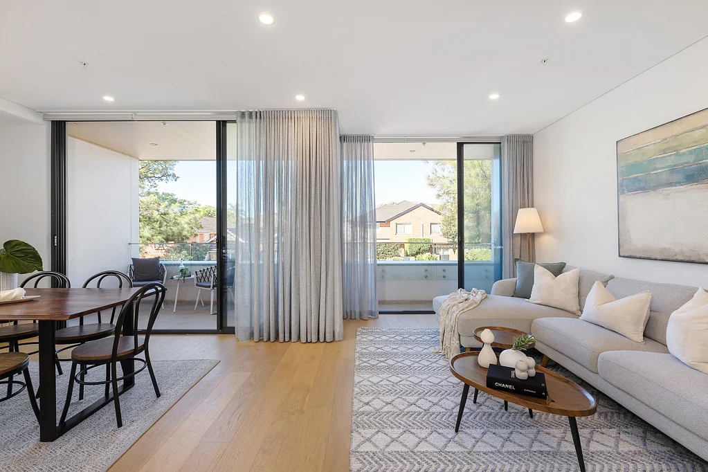 Neutral Bay 3房 整层近新3卧3卫豪华住宅 - 仅有4套中的1套 Whole Floor Near-New 3 Bedroom, 3 Bathroom Luxury Residence - 1 of Only 4