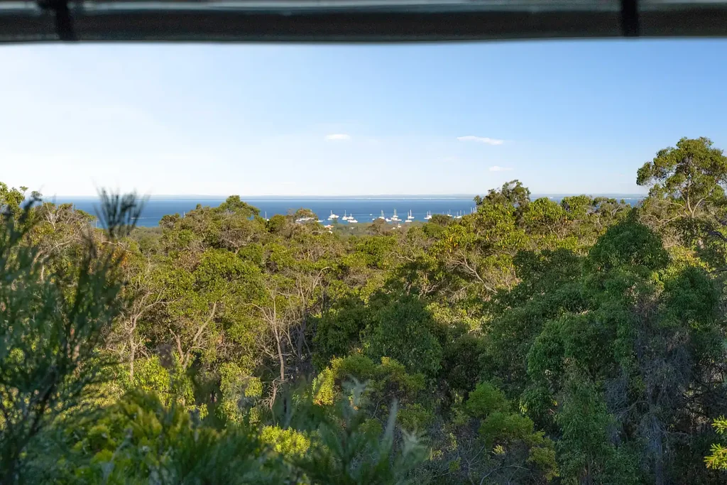 11 Jones Road, Quedjinup, WA 6281