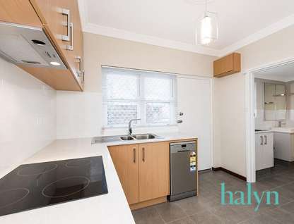 4/30-32 Preston Street, Como, WA 6152, 2 Bedrooms, 1 Bathrooms, Apartment