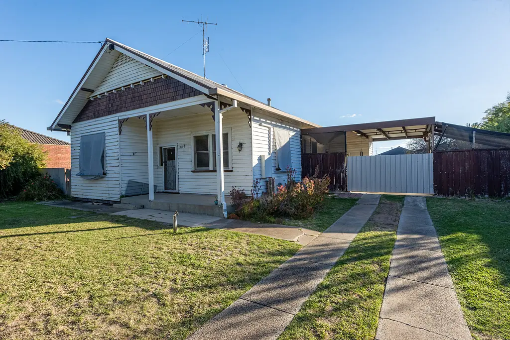 100 Bennett Road, Horsham, VIC 3400
