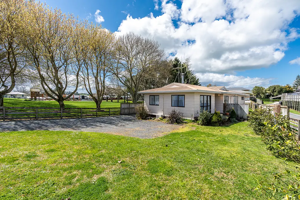 19 Hall Street, Kihikihi, Waipa, Waikato