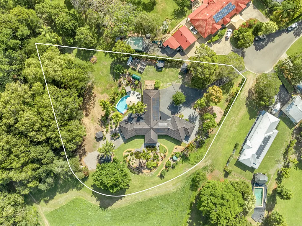 18 Sugar Gum Drive, Mooloolah Valley, QLD 4553