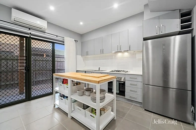 Kusina - 4/85-87 View Street, Glenroy, VIC 3046