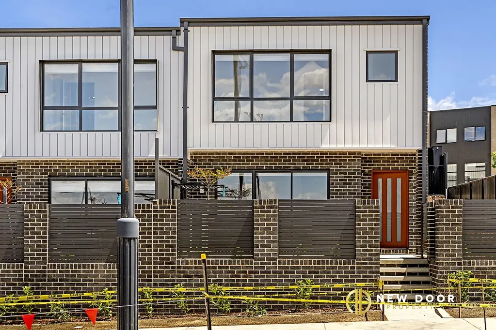 Modern Living in the Heart of Taylor!