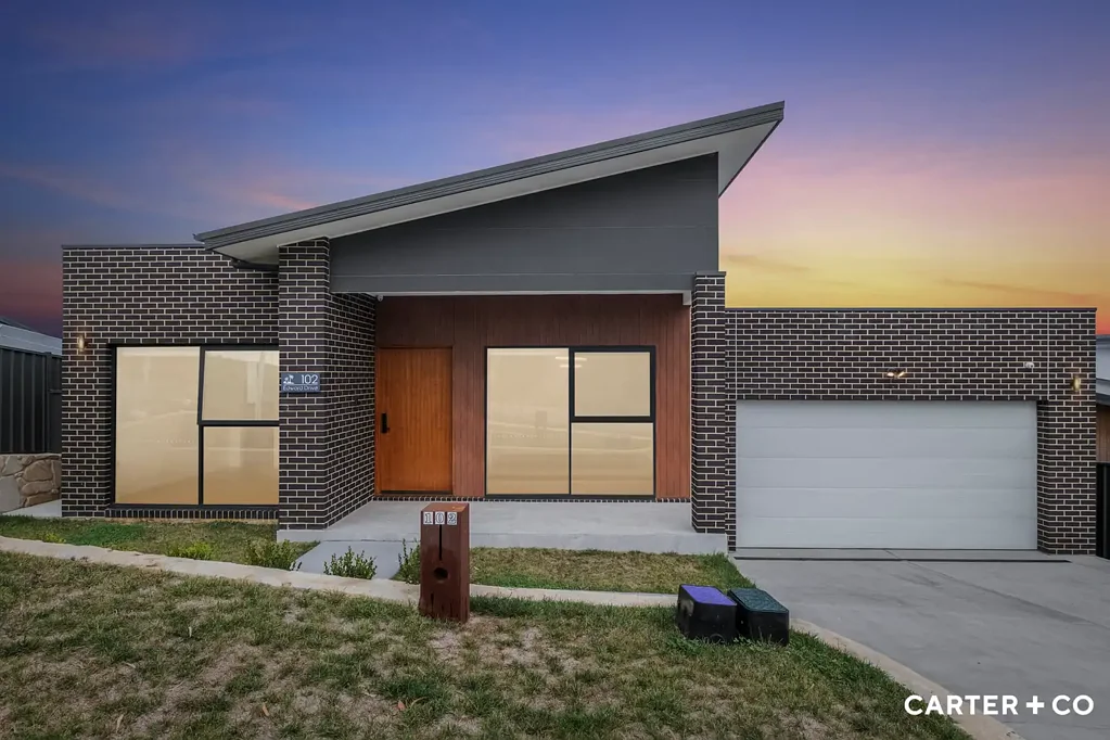 102 Edward Drive, Googong, NSW 2620