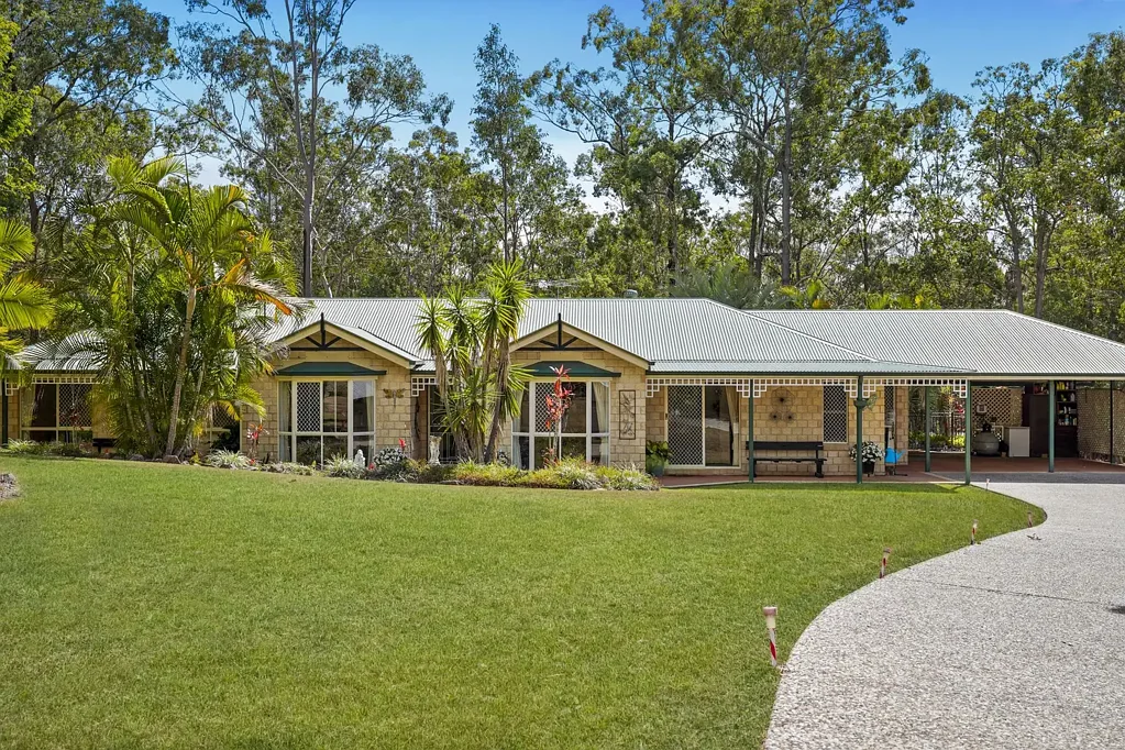 Greenbank 5房 一个被大自然环绕的私密庄园 A Private Acreage Haven, Surrounded by Nature