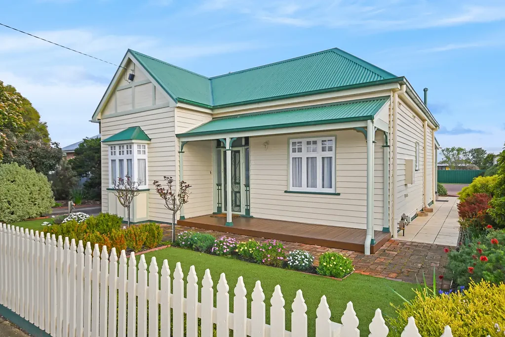 Stawell 3બેડરૂમ Period Home, Super Shed