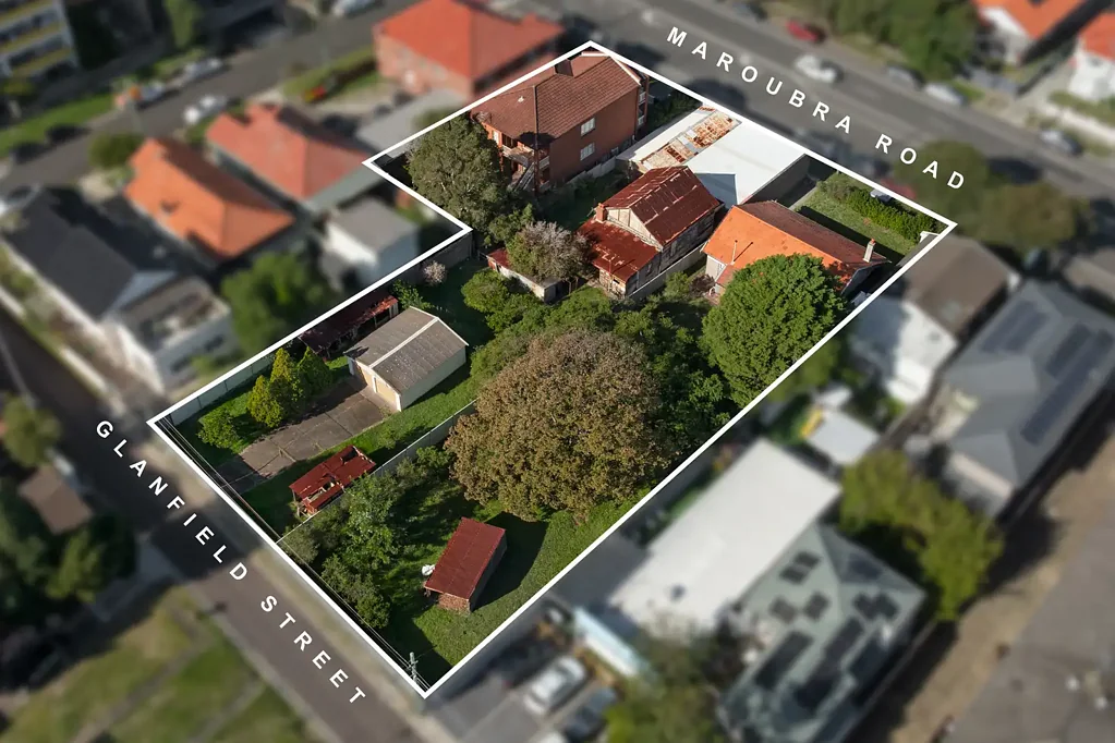 Maroubra 6Phòng ngủ Exceptional Development Opportunity | 2,429 sqm (approx.) Across 2 Titles